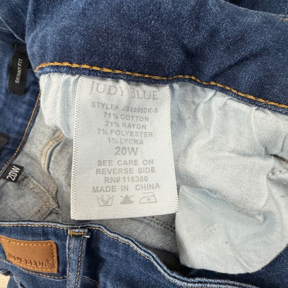 Judy Blue fly denim
